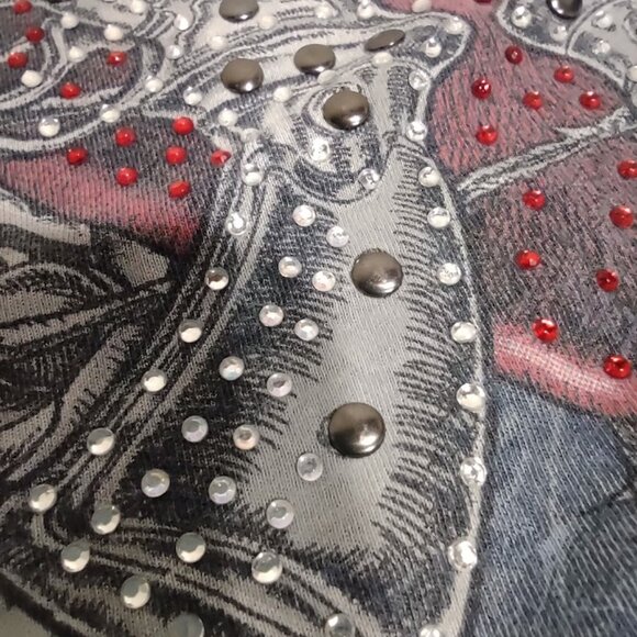 COTTY ON VINTAGE TSHIRT DISTRESSED GUNS WINGS ROSES BLING RHINESTONES SIZE L - Picture 10 of 13